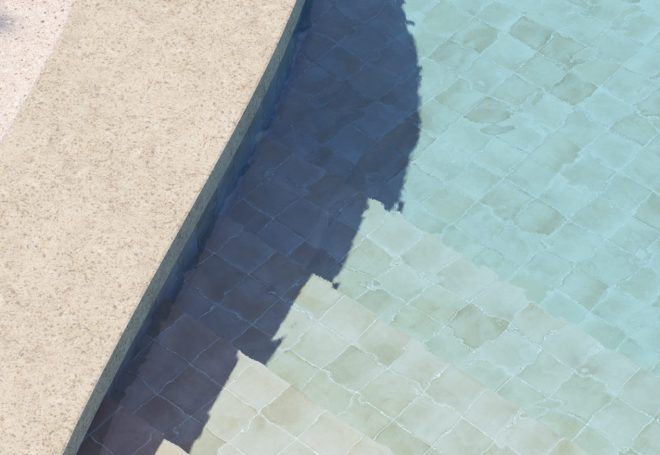 31562-Spa-Pools-Canvas-Matt-15x15-amb-1920x946