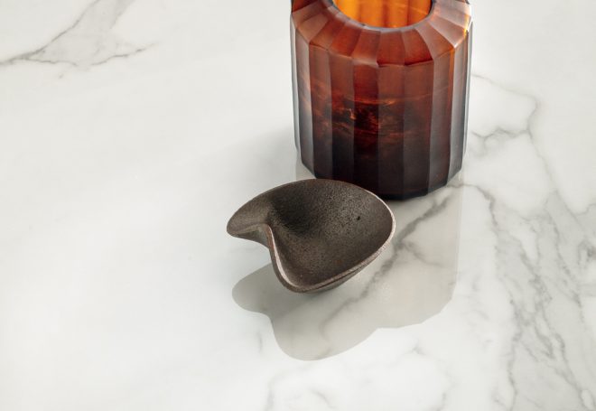 9903_z_LEA-noblesse-statuariosupreme-lev-still-life-001