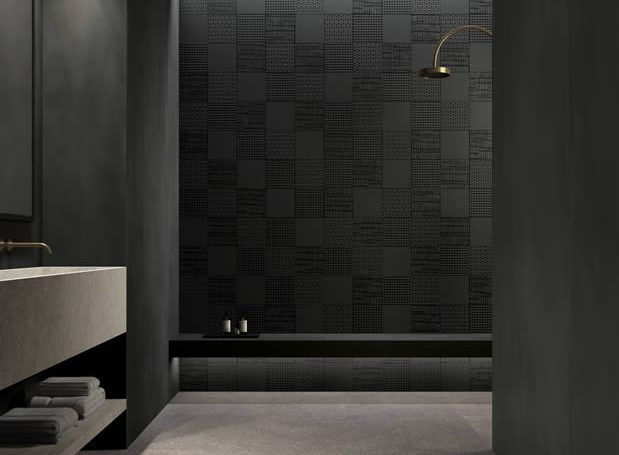 decori-pareti-bagno-effetto-metallo