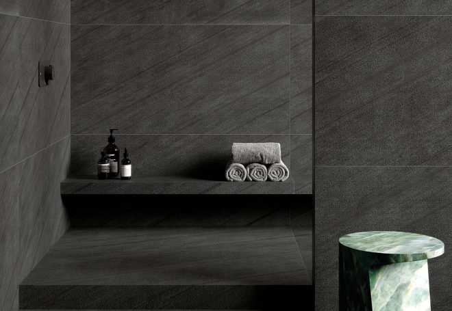 ir-vs-baycliff_black-_-flam_antislip-12060-amb18-bathroom